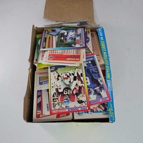 Vintage 1990 Fleer Baseball Trading Cards Huge Lot Box Loose Cards 2 Pounds - Picture 1 of 10